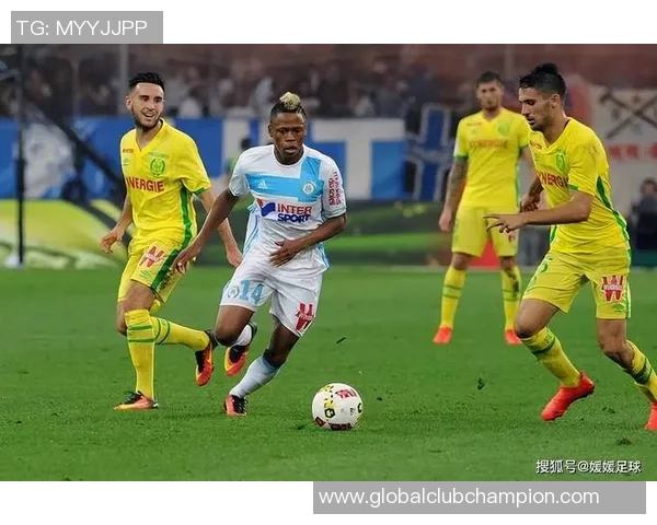 兰斯与斯特拉斯堡对决结果揭晓精彩瞬间回顾与分析 兰斯与斯特拉斯堡对决结果揭晓精彩瞬间回顾与分析