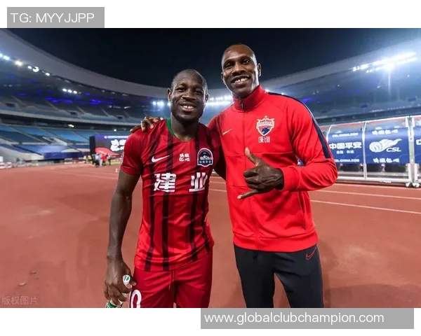 努涅斯在赛场上的精彩表现引发球迷热议与期待的未来发展分析 努涅斯在赛场上的精彩表现引发球迷热议与期待的未来发展分析