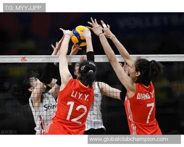 女排与荷兰激战半决赛精彩视频回顾与赛况分析