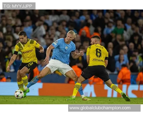 曼彻斯特城迎战多特蒙德双方争夺欧洲赛场荣耀之战